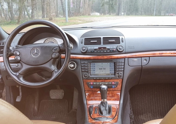 Mercedes-Benz Klasa E cena 29000 przebieg: 290846, rok produkcji 2006 z Bełżyce małe 211